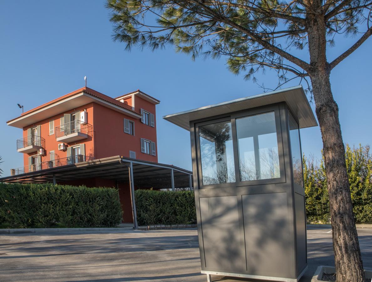 My Svago Hotel Mariglianella Exterior photo